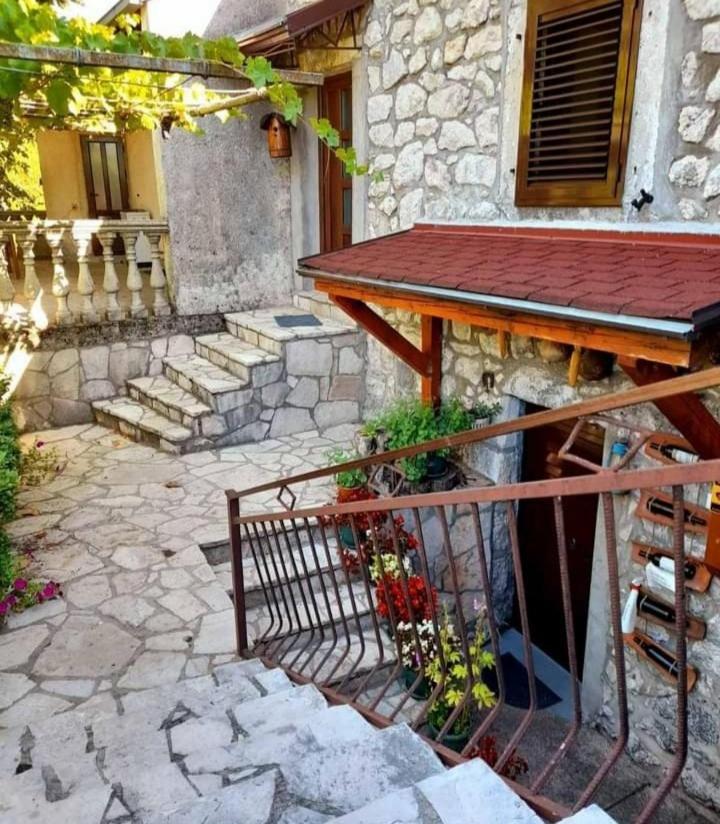 Affittacamere Aleksa Cetinje Esterno foto